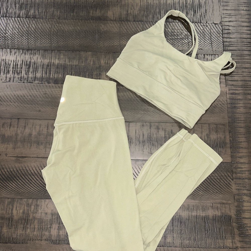 Lululemon light green Activewear Set - Picture 2 of 4